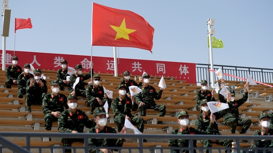 越南人民军化学参赛队参加在中国新疆举行的2021年国际军事比赛