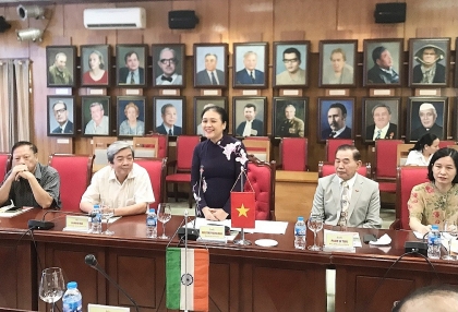 印度文化合作友好协会来访越南