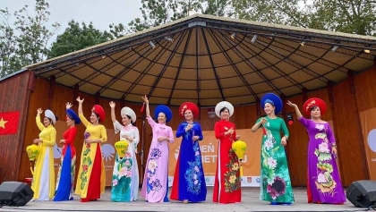 弘扬越南文化特色的斯洛伐克越南日活动