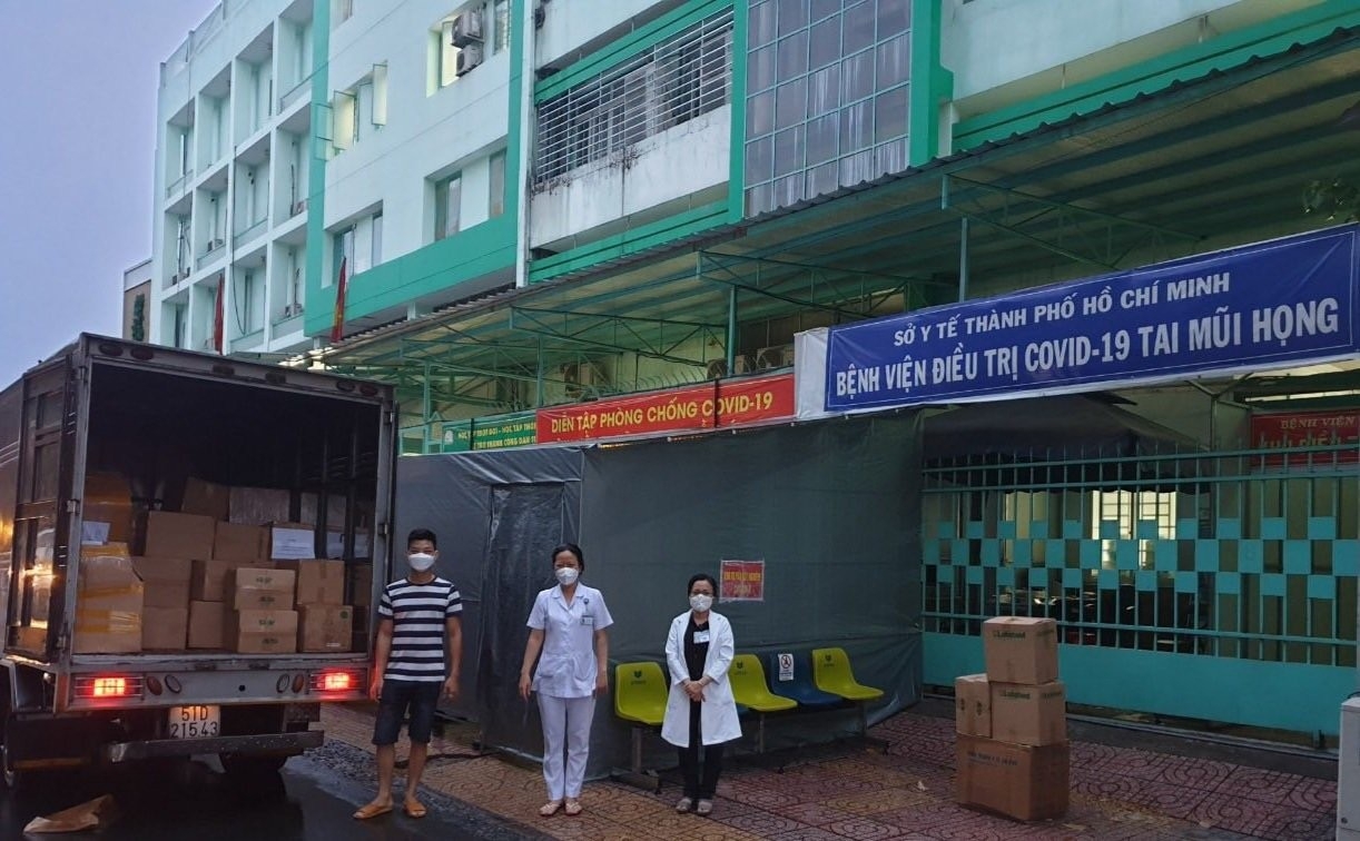 越南驻香港总领事馆向第10号野战医院捐赠医疗物资