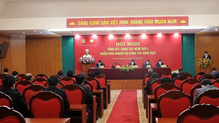 越共中央经济部举行总结2021年工作，部署2022年任务会议