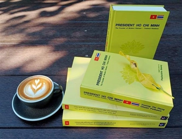 越南和泰国研究者已配合以越南语、泰语、英语三种语言撰写《胡志明主席 – 现代越泰关系奠基人》一书。