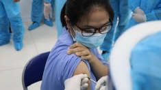 新冠疫苗基金会获得81.85亿越南盾捐款