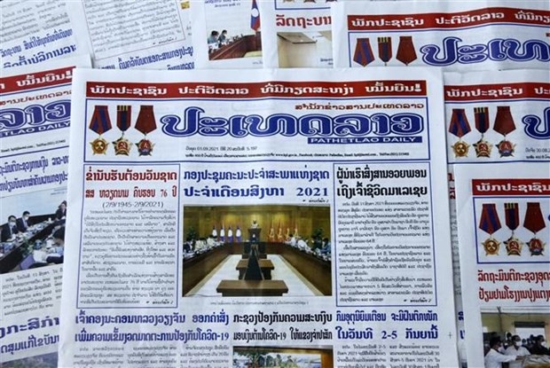 老挝报纸发表关于越南国庆的文章