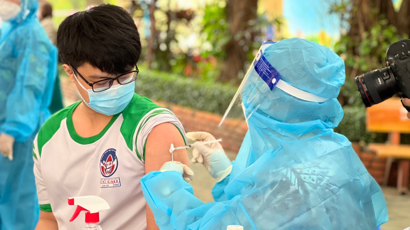 河内市开始为5至12岁以下儿童接种新冠疫苗