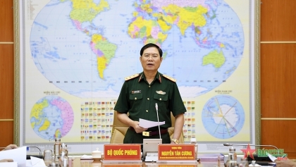越南国防部验收有关新形势下军事与国防任务的科研项目