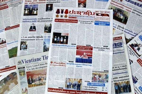 老挝通讯社《巴特寮日报》 5月4日和3日刊登有关越老关系的两篇文章。