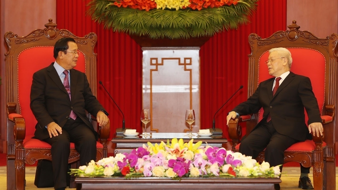 越南和柬埔寨携手维护和培育双边良好关系