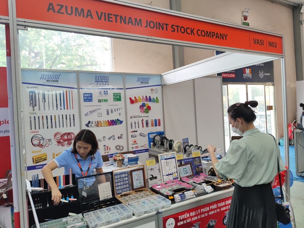 越南国际工业机械制造展览会的展位。