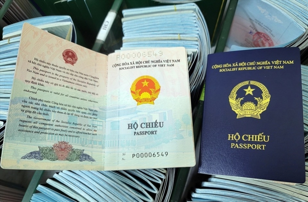 德国为越南新版护照持有者签发签证。