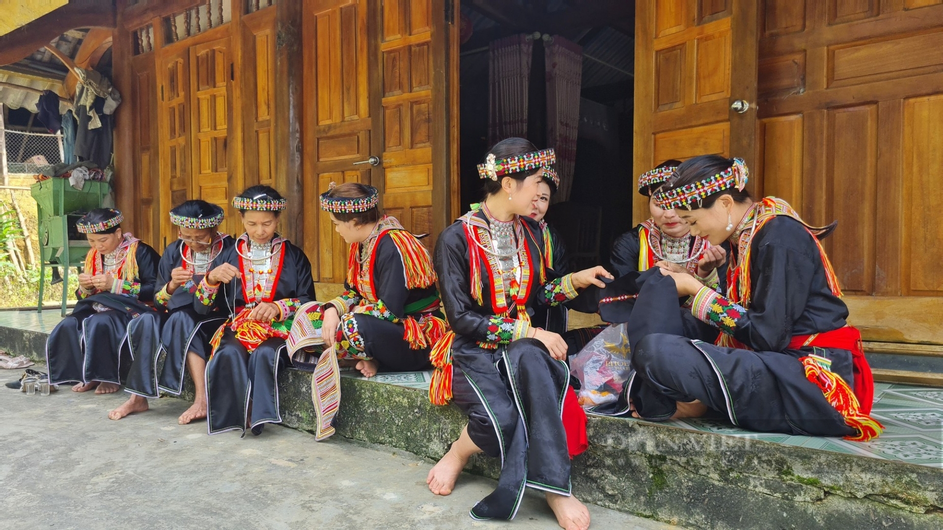 陆安县红瑶族人传统服饰--一种独特的文化之美