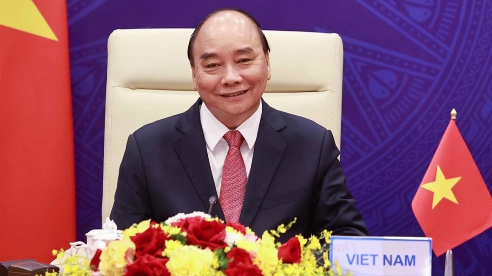 越南国家主席阮春福：越老伟大友谊、特殊团结和全面合作关系将不断深入发展