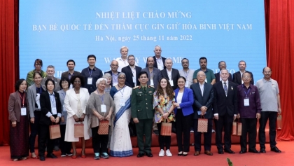 越南维和力量：向国际友人传播越南美好价值