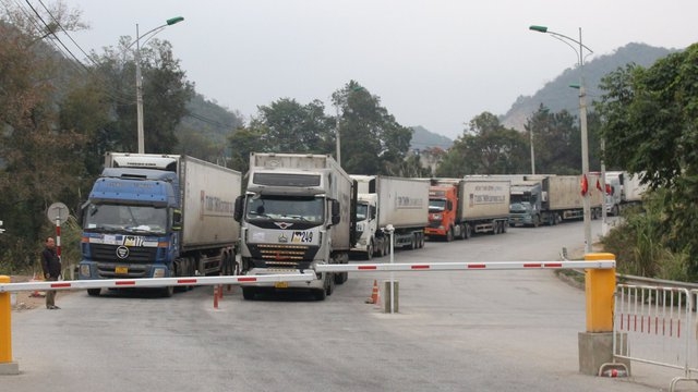 从新青口岸出口的货车可直接前往中国浦寨口岸