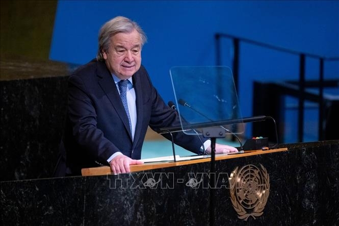 联合国秘书长安东尼奥·古特雷斯于 2022 年 12 月 8 日在美国纽约举行的联合国大会上发表讲话。（图：越通社）