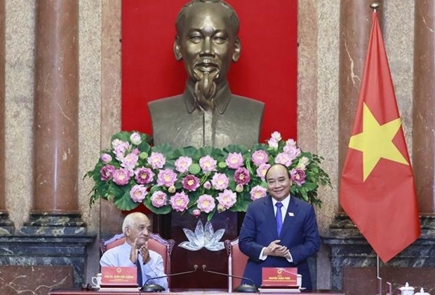 越南国家主席阮春福：在校园内和社区创新历史学科学习方法