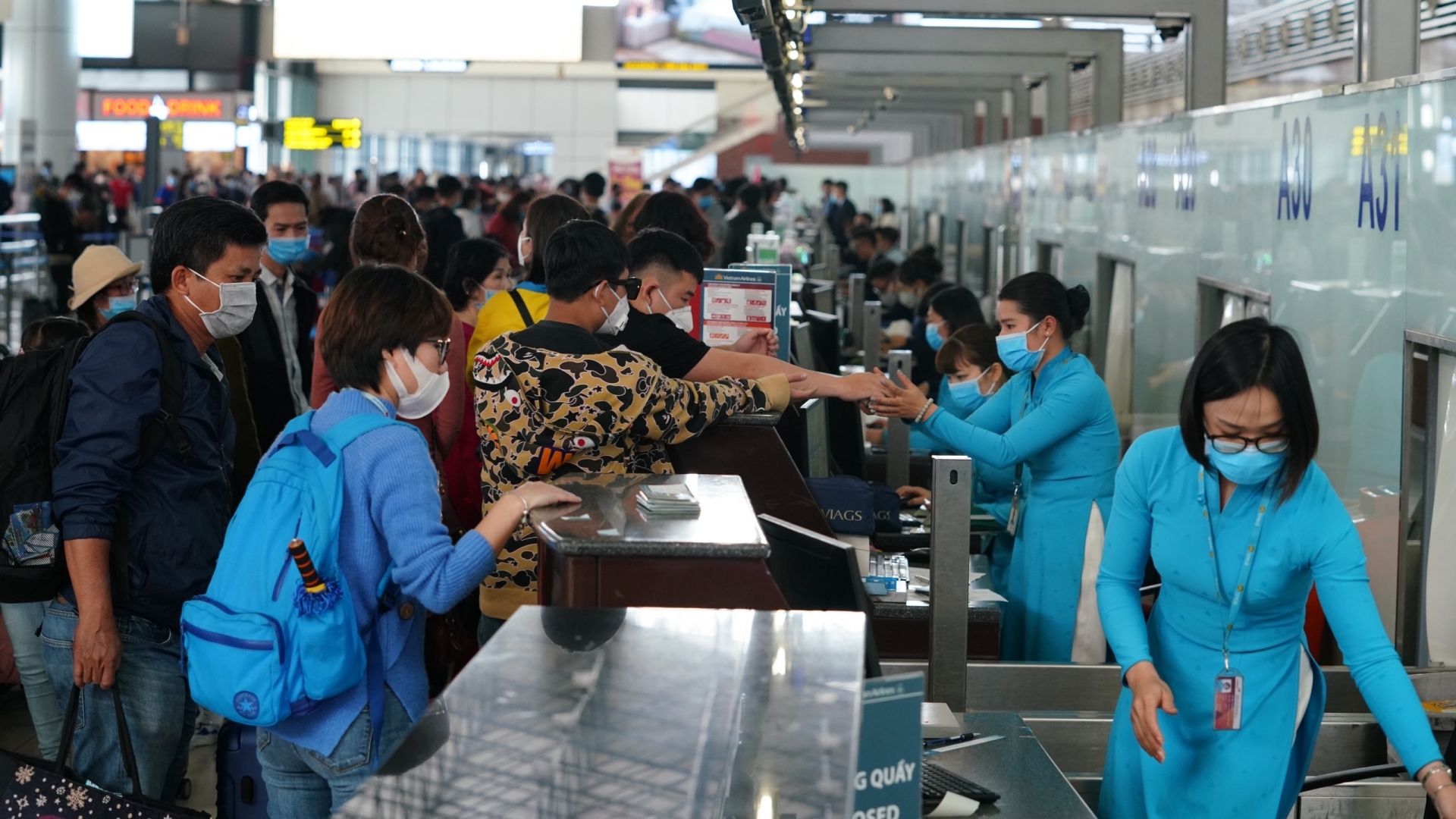 旅外越南人希望越南尽快恢复国际航线