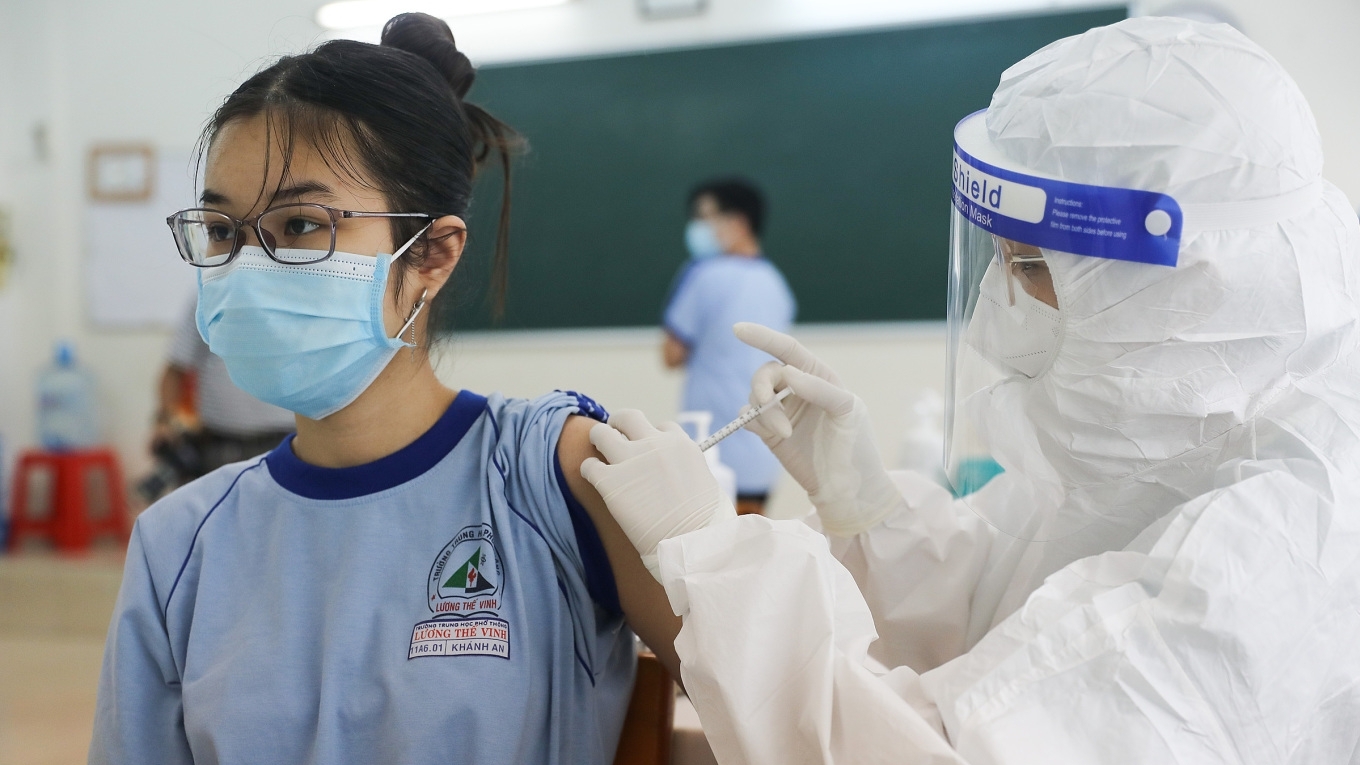 越南卫生部向各省市人民委员会主席发出关于加强新冠疫苗接种工作的公函