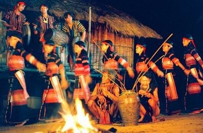 越南嘉莱省巴拿族的独特婚俗（附图）
