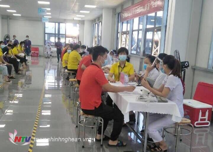 为在越南-新加坡工业园区工作的中国公民接种新冠疫苗