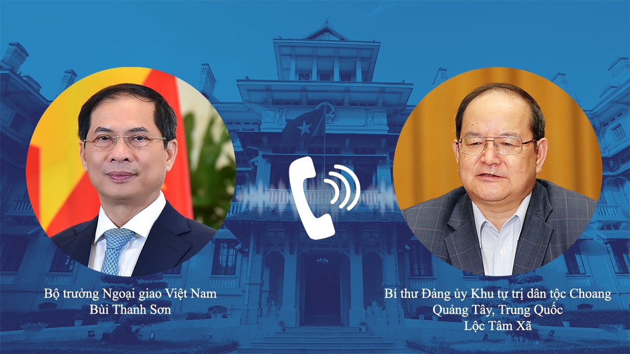 越南外交部部长裴青山与中国广西壮族自治区党委书记鹿心社通电话