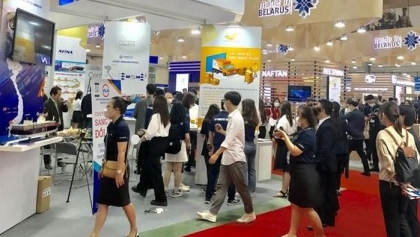 越南国际贸易博览会汇集了来自15个国家和地区的500家企业
