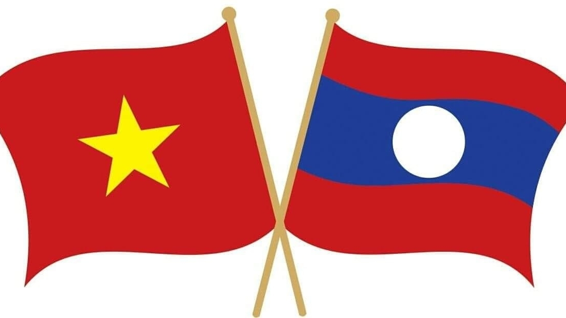 越南和老挝人民民主共和国代表团在日内瓦进行友好交流