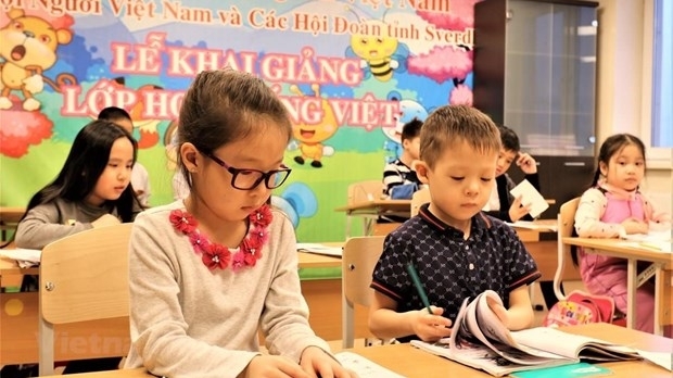 越南教育出版社举行题为海外越裔儿童越南语教学方法的座谈会