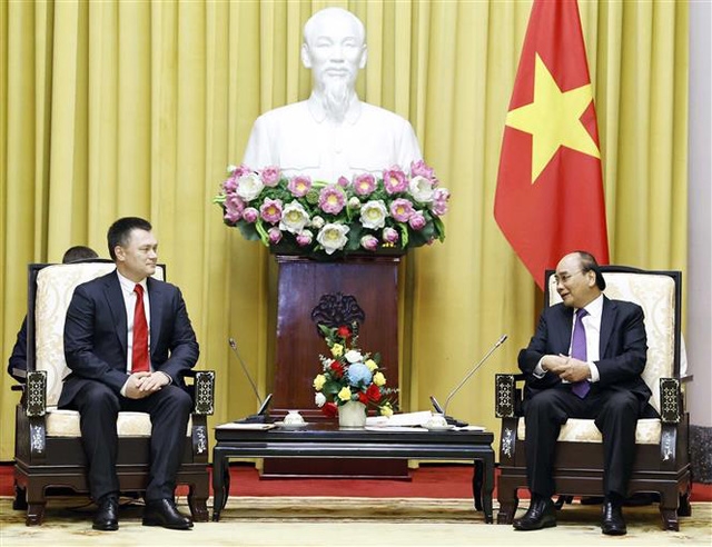 越南国家主席阮春福会见俄罗斯联邦总检察长伊戈尔·克拉斯诺夫。