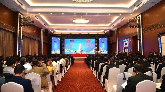 2022年在老挝越南企业见面会