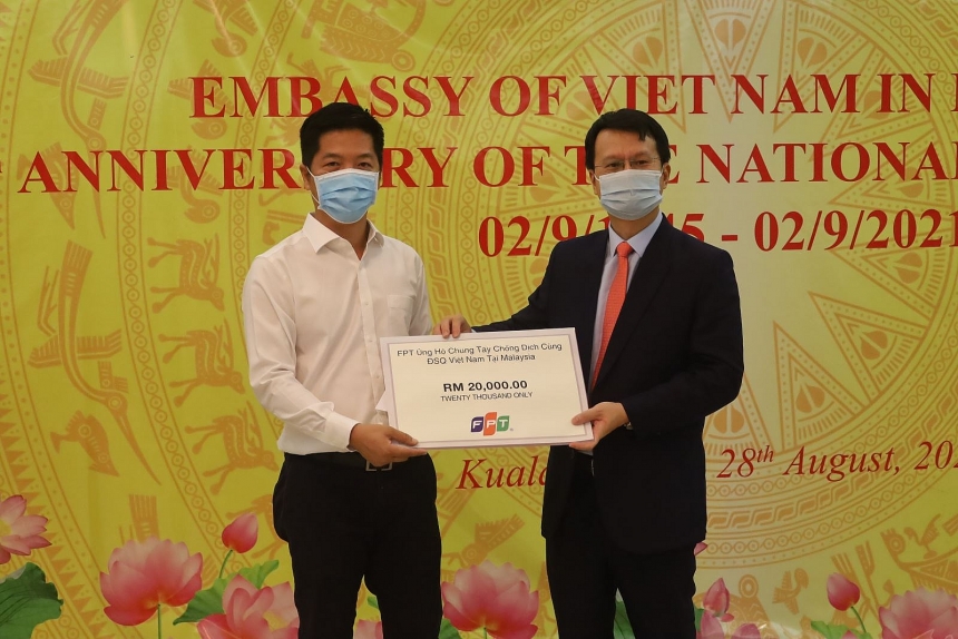 纪念越南国庆节76周年：旅居加拿大和马来西亚越南人心系祖国为支持抗疫募捐