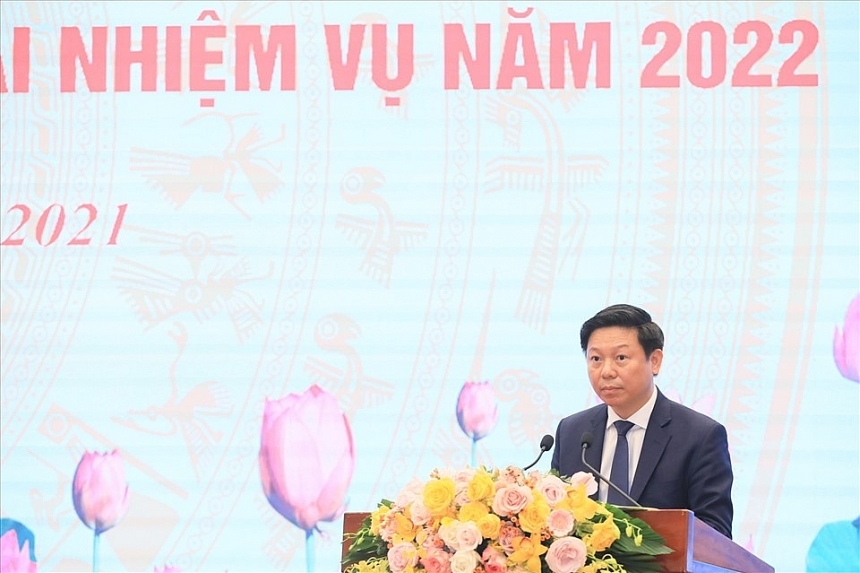 越共中央宣教部副部长陈清林在会议上（图：劳动报）