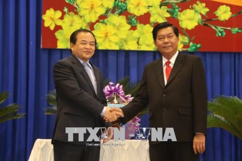 越南隆安省深化与柬埔寨各边境省份的团结友谊