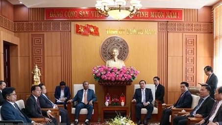 广南省加强与老挝阿速坡省的合作关系