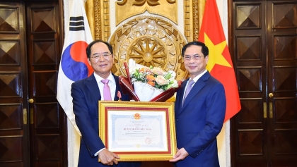 韩国驻越大使朴能运已出色完成在越南的工作任期