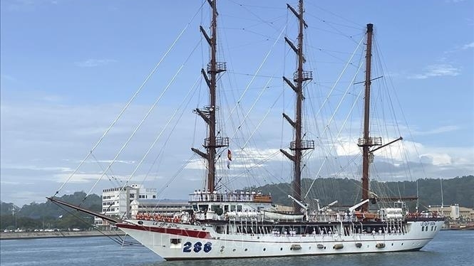 越南海军学院黎贵惇286号帆船圆满结束对马来西亚皇家海军访问之旅